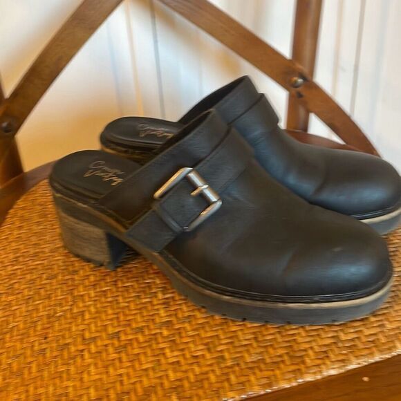 Crown Vintage black heeled Janis clog size 9 - Picture 9 of 15